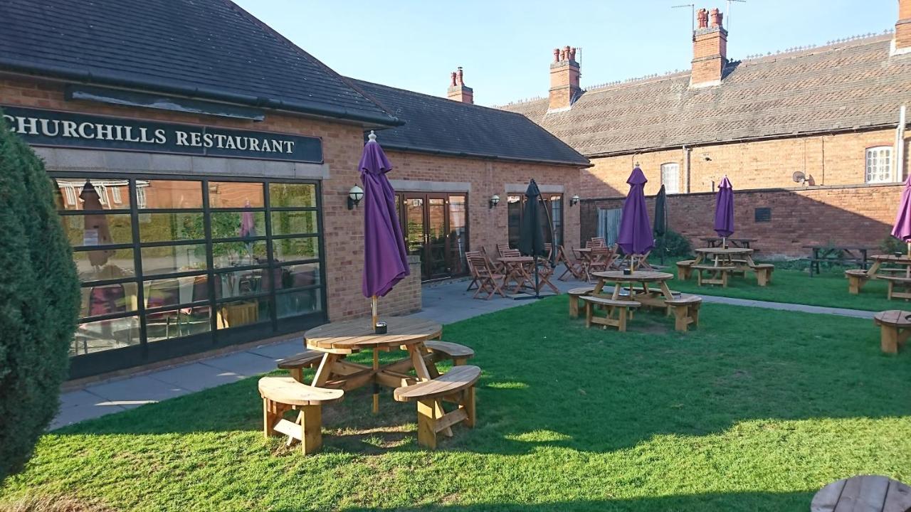 Blue Boar Inn Atherstone Eksteriør billede